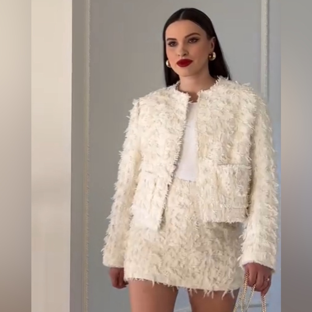 Set (jacket & skirt)